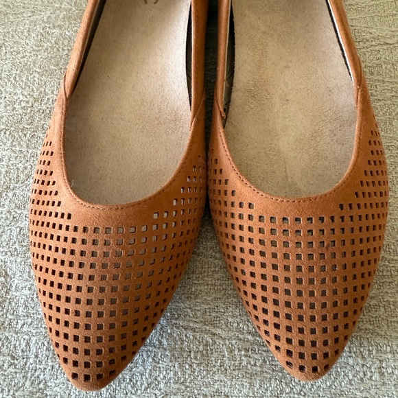 VIONIC Posey Suede Leather Ballet Flat 8.0 Caramel Slip On - Picture 5 of 8